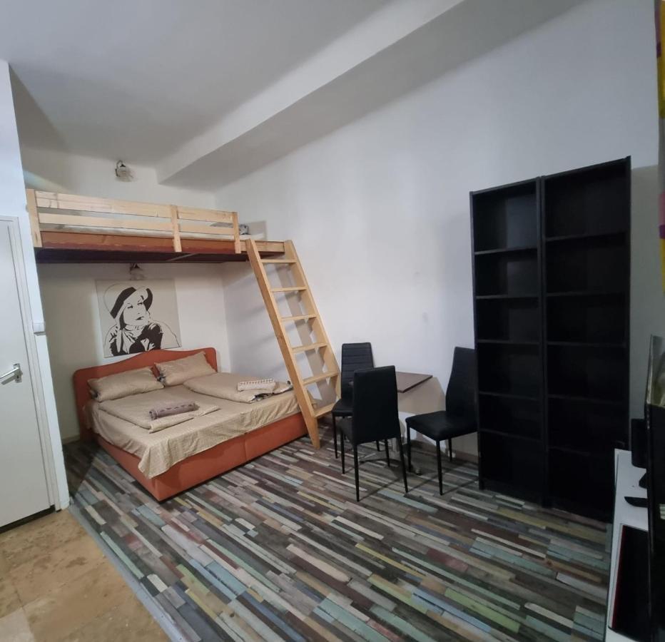 7Dab Apartment Bezeredj Contactless Self -Check-In Будапешт Екстер'єр фото